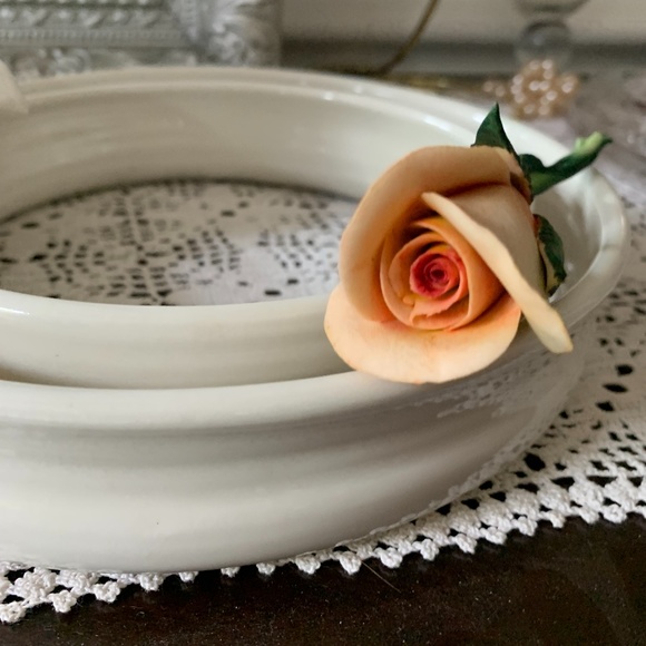 Capodimonte porcelain roses - Picture 3 of 6